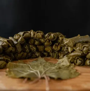 Yaprak Dolması İçin En Uygun Üzüm Yaprağı Nasıl Seçilir? (Tokat/Erbaa Farkıyla En İnce Detaylar)